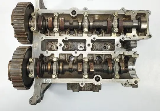 Ford Focus Engine head PBCM5G-6090-GC