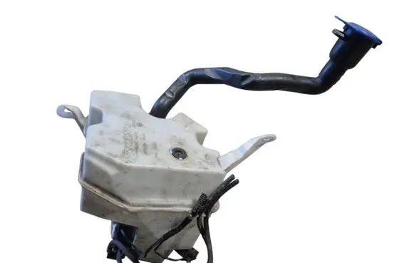 Volvo V70 Windshield washer fluid reservoir/tank 30784233 30784234 WS45L