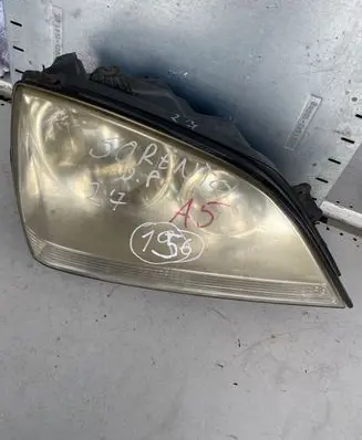 KIA Sorento Headlight/headlamp