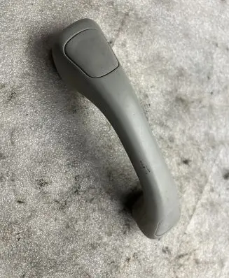 Volvo V70 Front interior roof grab handle 3550