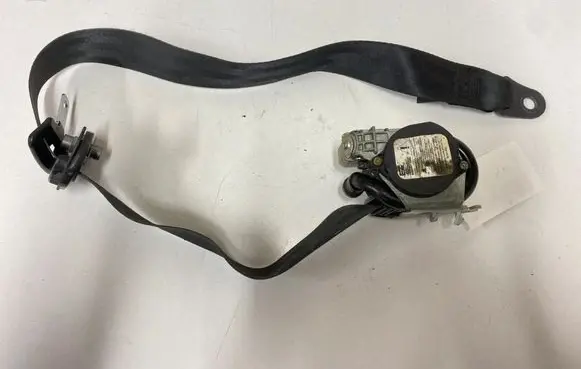 Citroen C4 I Front seatbelt 8191021