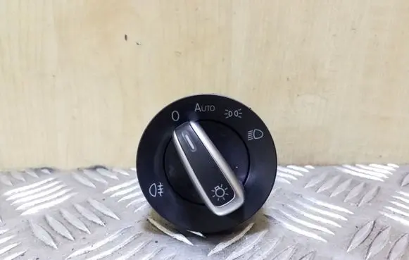 Volkswagen Golf Plus Light switch 3C8941431
