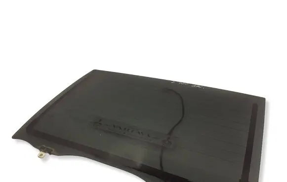 Mitsubishi L200 Rear windscreen/windshield window 