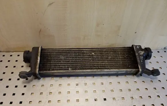 Mercedes-Benz A W168 Intercooler radiator A1685000000