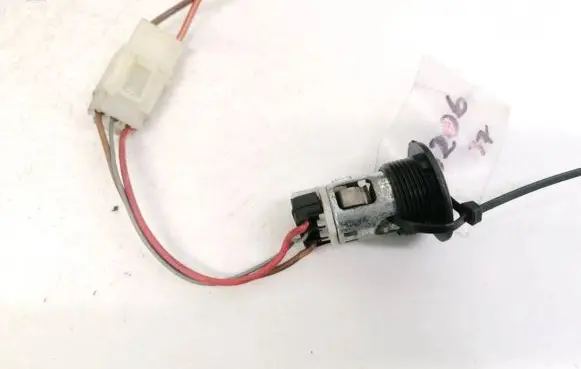 Volkswagen Touareg I Cigarette lighter 