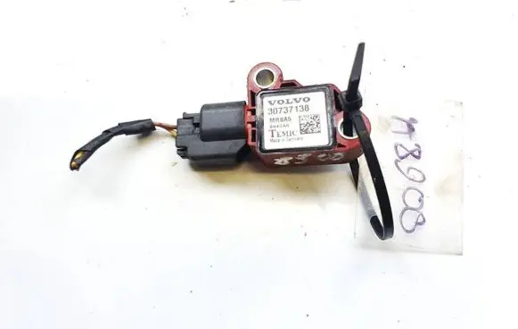 Volvo V50 Airbag deployment crash/impact sensor 30737138 8840a6