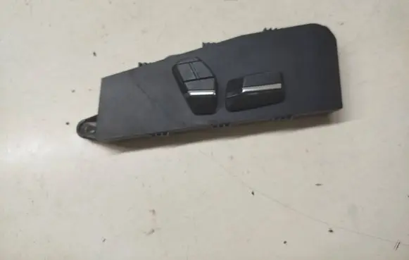 BMW 5 GT F07 Seat control switch 9196160 28154577