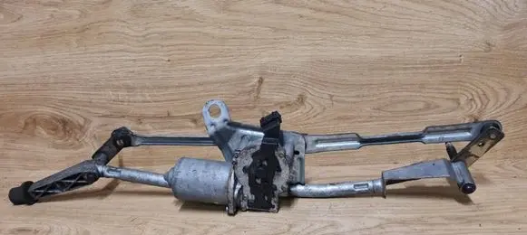 Volvo S80 Front wiper linkage and motor 9171899