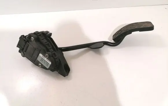 Audi A6 S6 C5 4B Accelerator throttle pedal 8E2721523