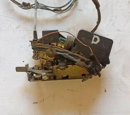 Front door lock