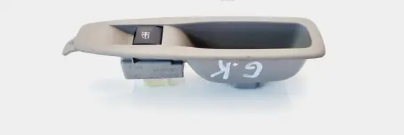Renault Zoe Electric window control switch 829614619R