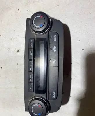 Honda CR-V Climate control unit 79600