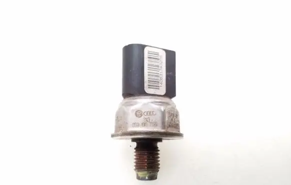 Audi Q7 4L Fuel pressure sensor 059130758E