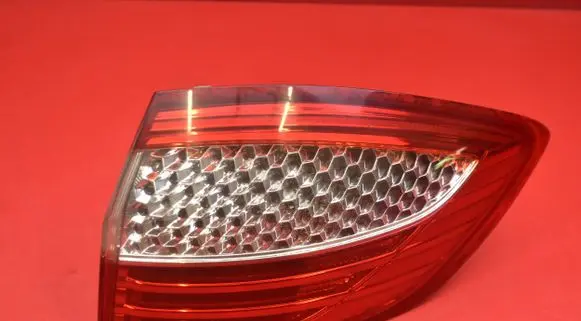 Ford Mondeo MK IV Rear/tail lights 7S7113404B