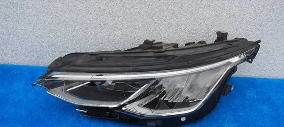 Volkswagen Golf VIII Headlight/headlamp 5H1941005