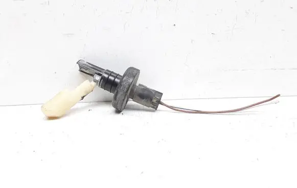 Mercedes-Benz E W211 Windshield washer fluid level sensor 2205400045 796800