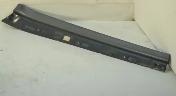 Audi A8 S8 D3 4E Front door trim bar 4E0867409H B03023053