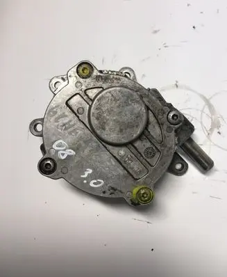 Jeep Grand Cherokee (WK) Vacuum pump LA1231065 A6422300165