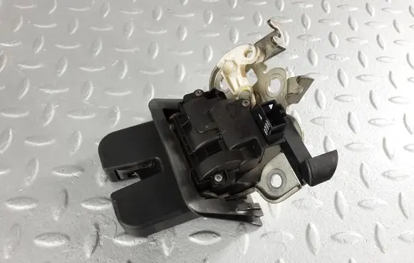 Audi Q5 SQ5 Tailgate/trunk/boot lock/catch/latch 8K9827595