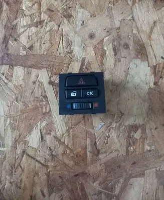 BMW 3 E90 E91 Hazard light switch 9132421