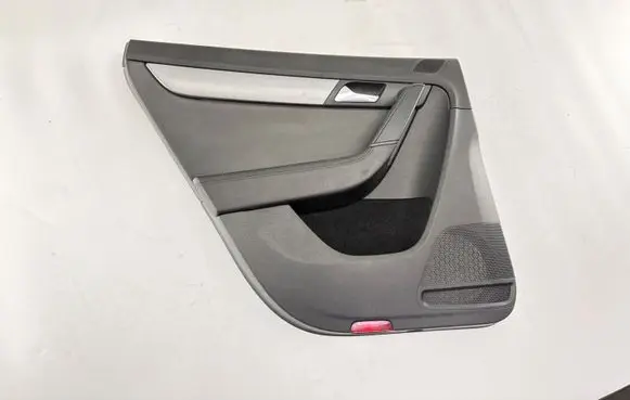 Volkswagen PASSAT B7 Rear door card panel trim 3AF867211