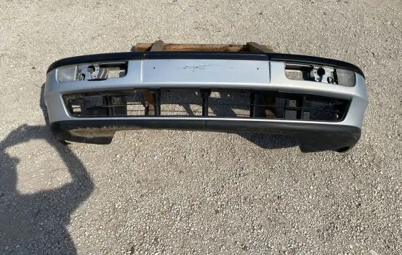 Volkswagen PASSAT B4 Front bumper 3A0807217F