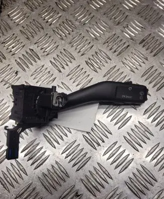 Volkswagen Golf V Wiper control stalk 1K0953519A