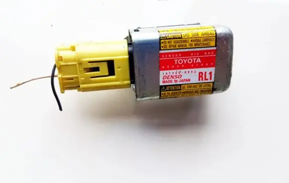 Toyota Prius (XW20) Airbag deployment crash/impact sensor 8986047040 89860-47040