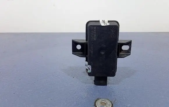 BMW 5 F10 F11 Tire pressure sensor 8546222