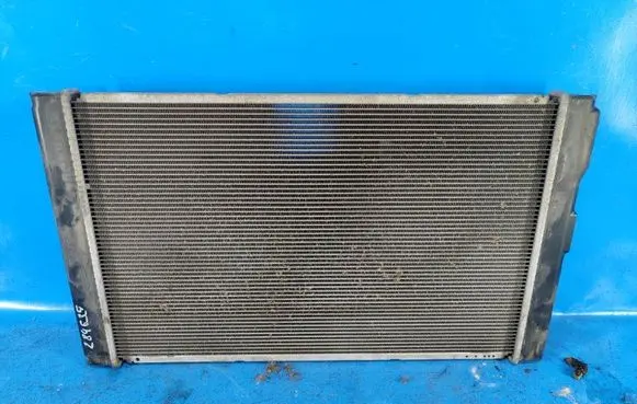Toyota Prius (XW30) Coolant radiator 1640037230