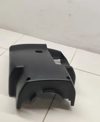 Citroen DS5 Steering wheel column trim