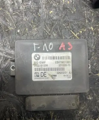 BMW 5 F10 F11 Hand brake control module 6798113 23122010 0102181208