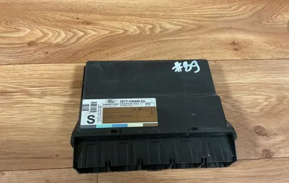 Ford Mondeo Mk III Comfort/convenience module 3S7T15K600SA 5WK48751B