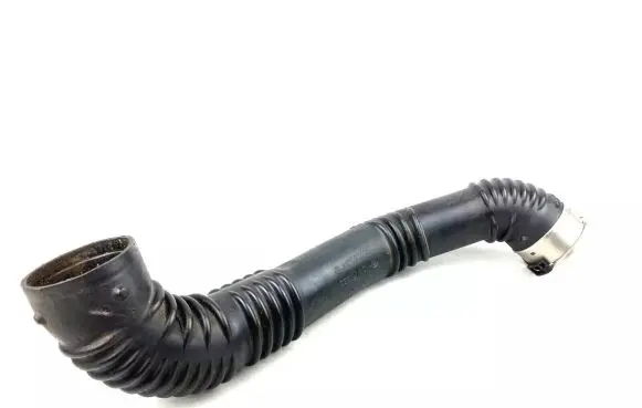 Mercedes-Benz CLA C118 X118 Turbo air intake inlet pipe/hose A1775202800