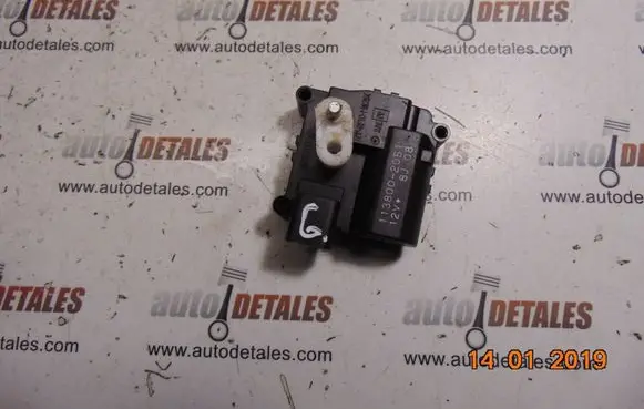 Toyota Corolla Verso AR10 Air flap motor/actuator 1138002051