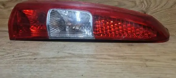 Volvo V70 Rear/tail lights