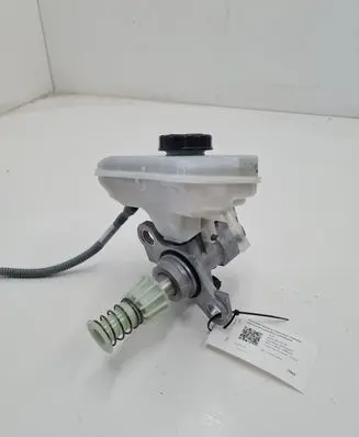 Audi A4 S4 B9 Master brake cylinder