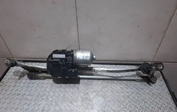 Audi A6 S6 C7 4G Front wiper linkage and motor 4G1955023C
