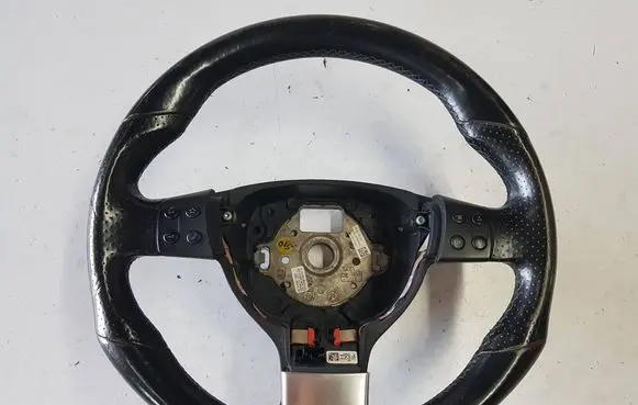 Volkswagen Scirocco Steering wheel 1K8419091EIAUTOPI 1K8419091E