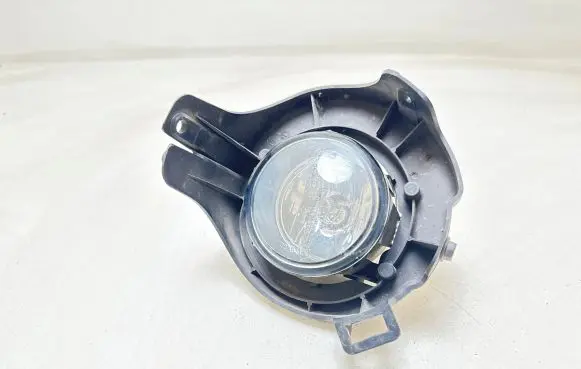 Nissan Navara D40 Front fog light 26155EB500