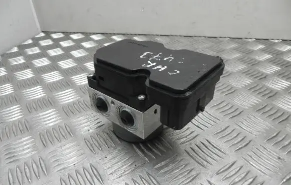 Toyota C-HR I ABS Pump 4451010070 VD19057
