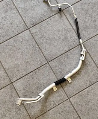 BMW X5 G05 Air conditioning (A/C) pipe/hose 9496579
