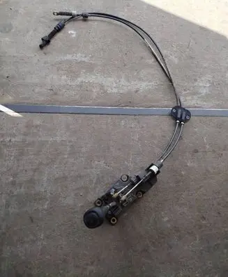 Ford Focus Gear shifter/selector XS4R7K387