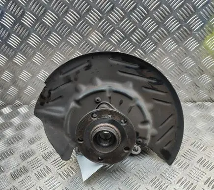 Volkswagen Golf VIII Front wheel hub 5WA407621D 5WA407258B