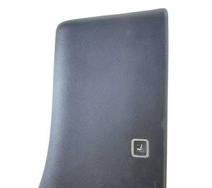 Chrysler Pacifica Rear side glass trim 5RH62DX9AG IMR607786 C5250560