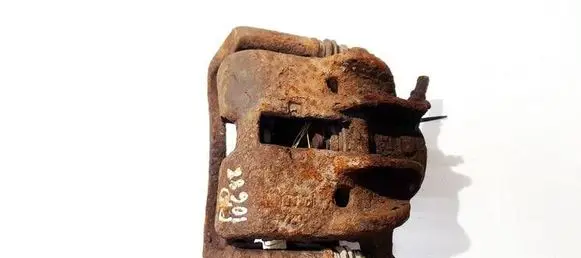 Citroen Xsara Picasso Front brake caliper 