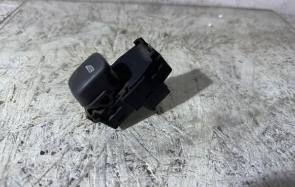 Volvo S60 Electric window control switch 9472275 01W303