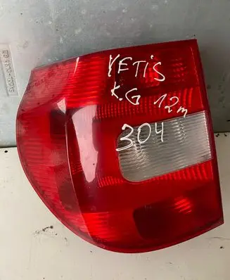 Skoda Yeti (5L) Rear/tail lights 5l0945095 5L0945111