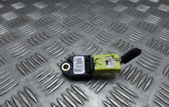 Toyota Verso Airbag deployment crash/impact sensor 8983102100