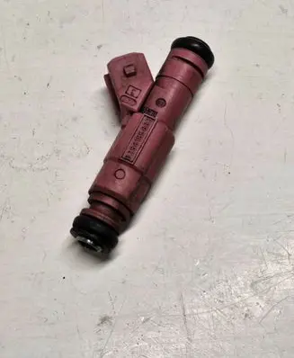 Volvo S80 Fuel injector 0280155832 9186348